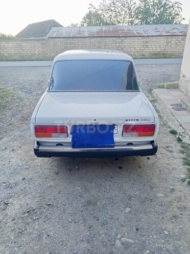LADA (VAZ) 2107-2