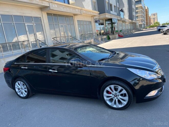 Hyundai Sonata-8