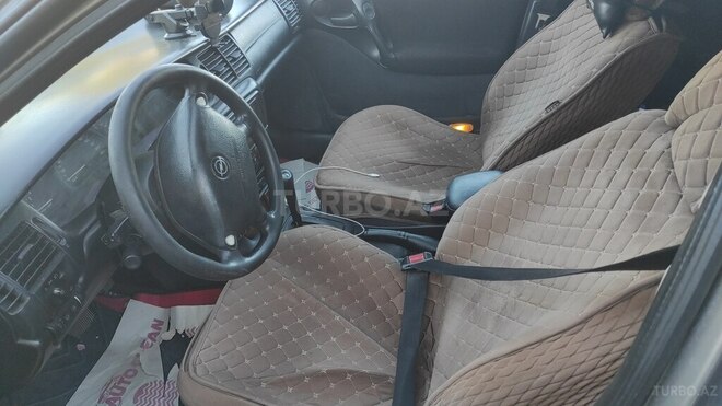 Opel Vectra-5