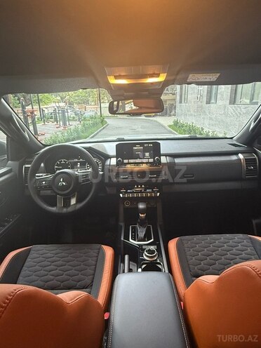 Mitsubishi L200-5
