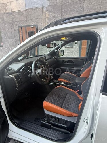Mitsubishi L200-7