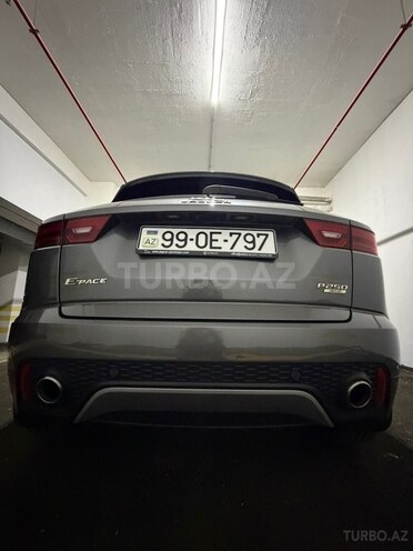 Jaguar E-Pace-10