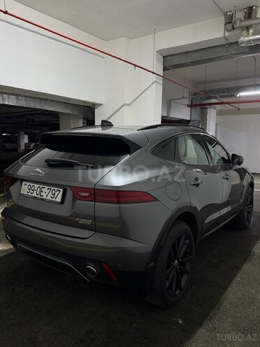 Jaguar E-Pace-15