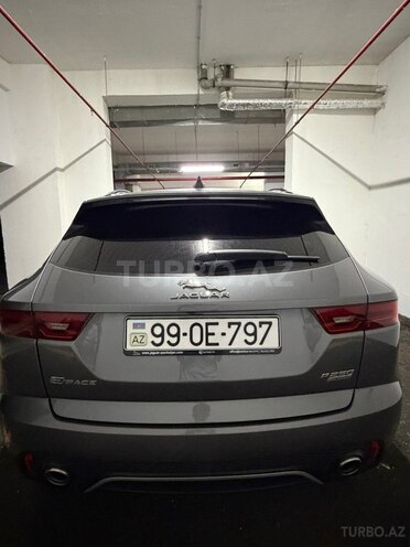 Jaguar E-Pace-16