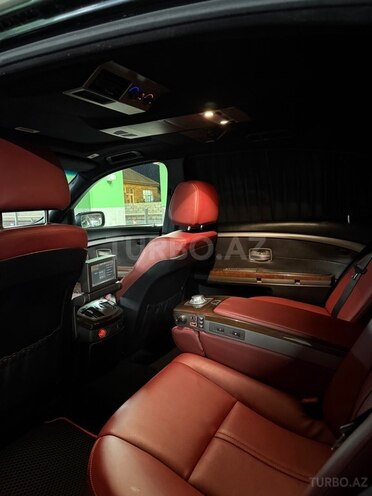 BMW 745-7