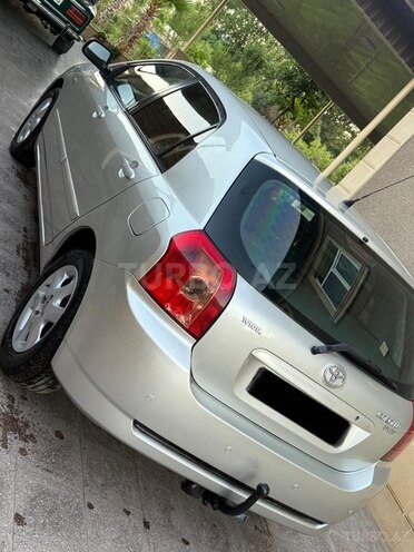 Toyota Corolla-6