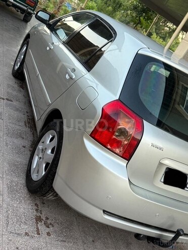 Toyota Corolla-4