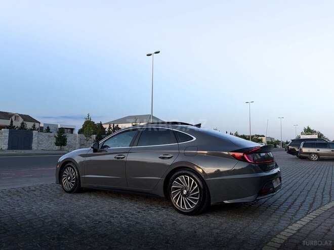 Hyundai Sonata-3