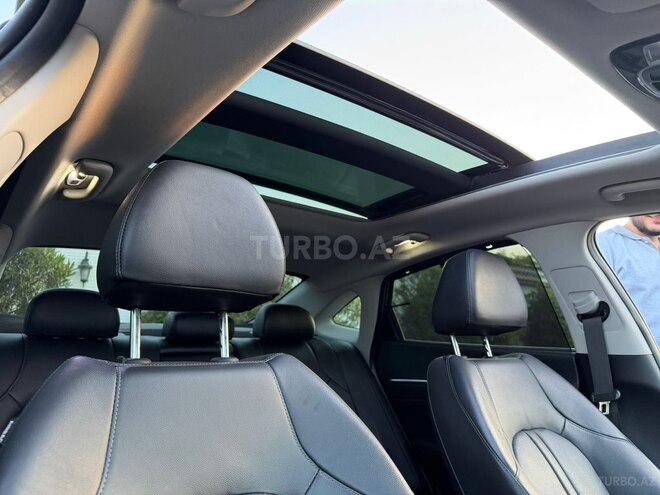 Hyundai Sonata-10