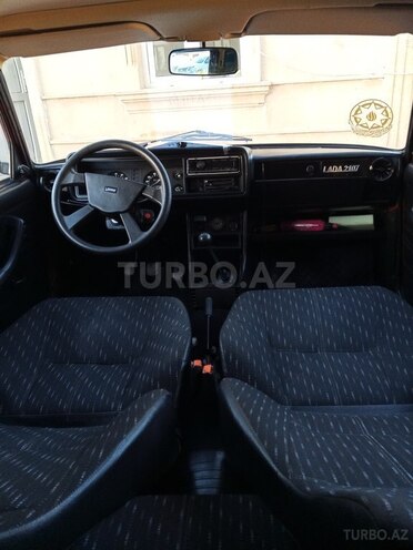 LADA (VAZ) 2107-2