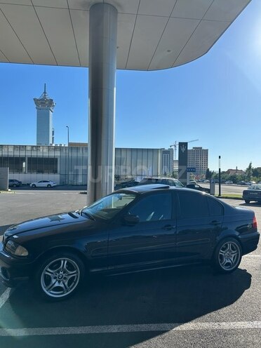 BMW 318-4