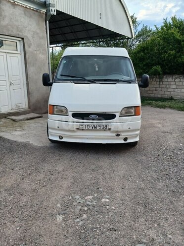Ford Transit-14