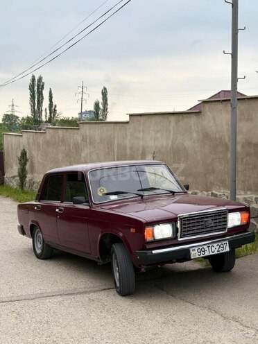 LADA (VAZ) 2107-4