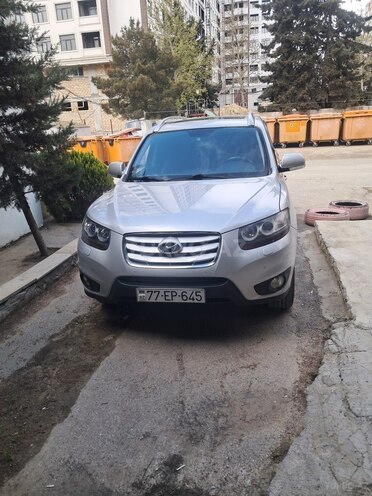 Hyundai Santa Fe-1