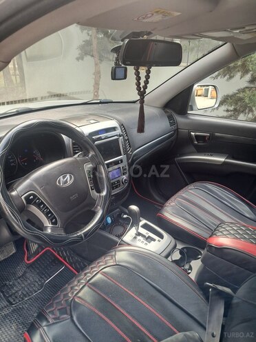 Hyundai Santa Fe-5