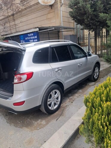 Hyundai Santa Fe-3