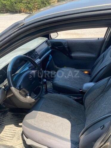 Opel Vectra-3