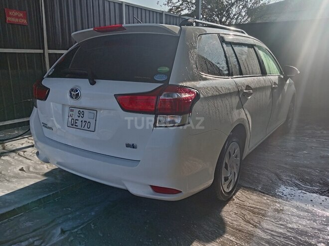 Toyota Corolla Fielder-14