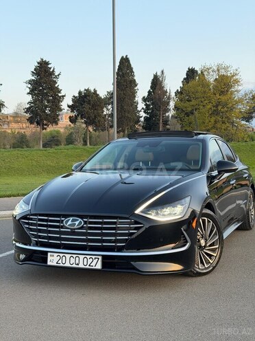 Hyundai Sonata-1