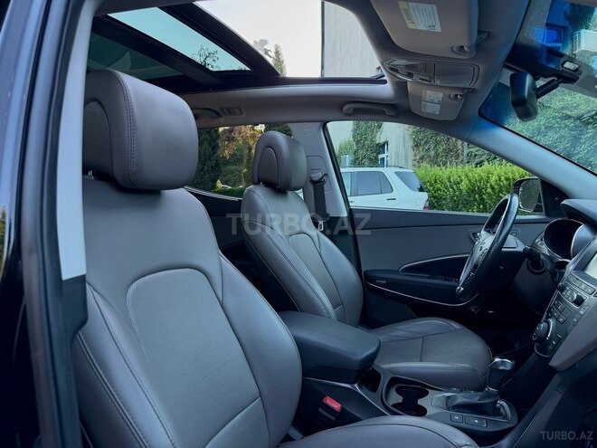 Hyundai Santa Fe-16