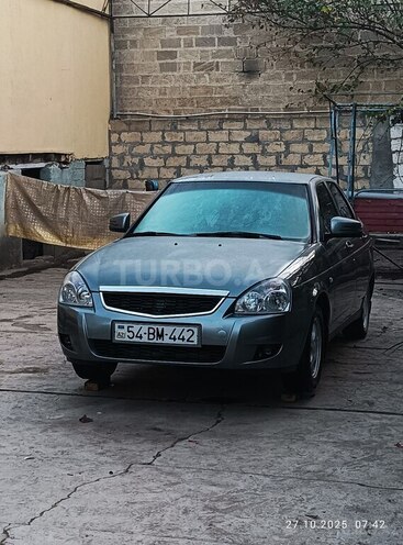 LADA (VAZ) Priora-1