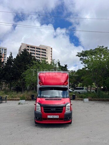 Ford Transit-1