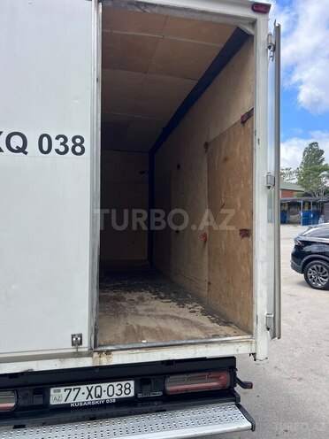 Ford Transit-18