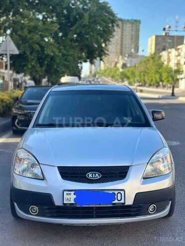 Kia Rio-1