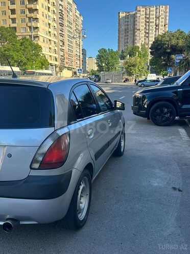 Kia Rio-8