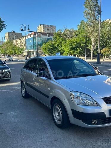 Kia Rio-3