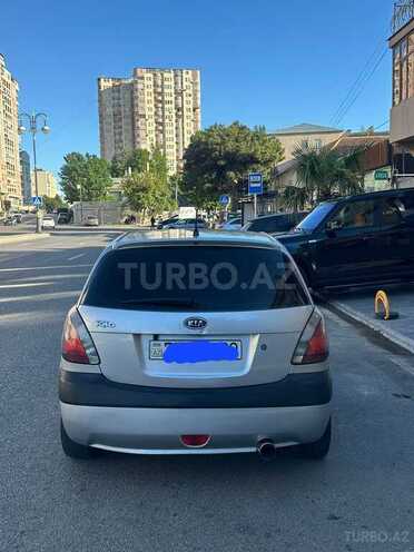 Kia Rio-4