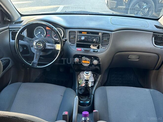 Kia Rio-9