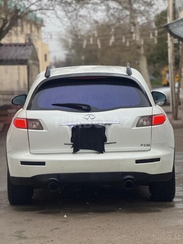 Infiniti FX35-6