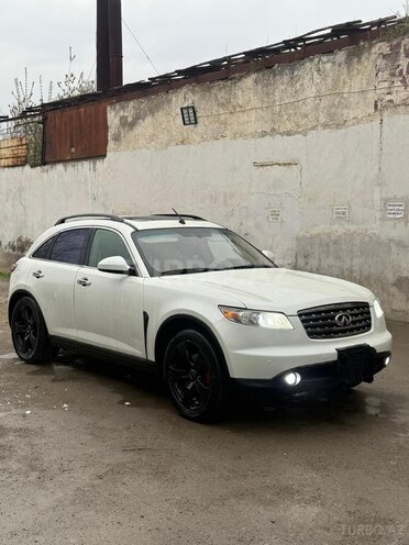 Infiniti FX35-7