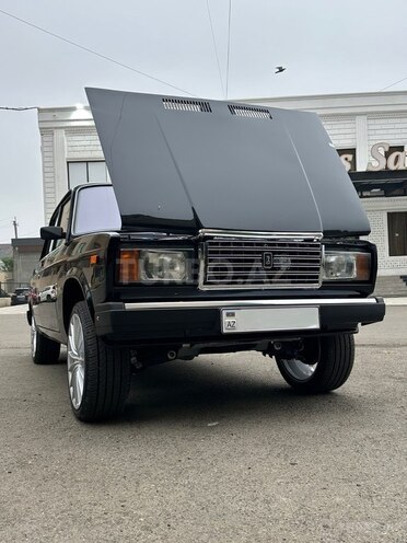 LADA (VAZ) 2107-1
