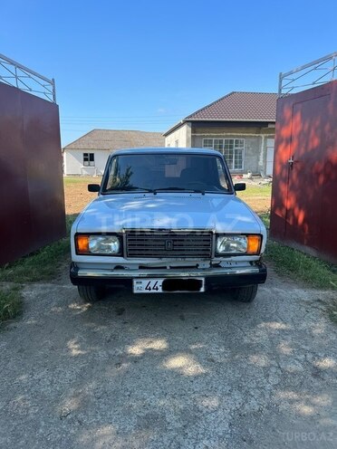 LADA (VAZ) 2107-1