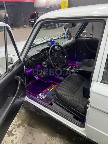 LADA (VAZ) 2106-5