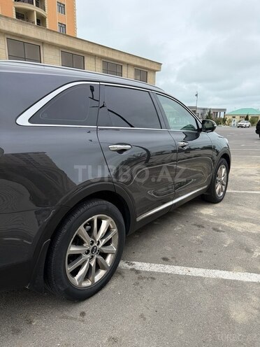 Kia Sorento-5