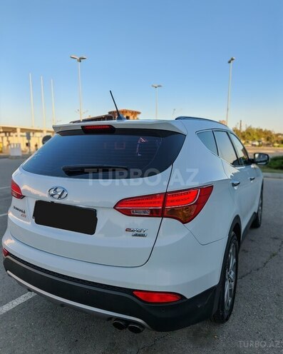 Hyundai Santa Fe-5