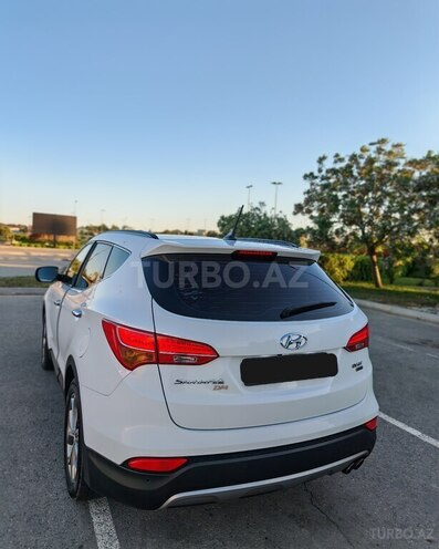 Hyundai Santa Fe-6