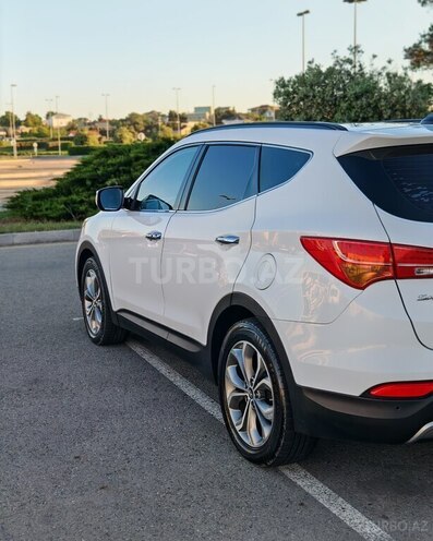 Hyundai Santa Fe-12