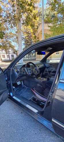 Mercedes E 280-6