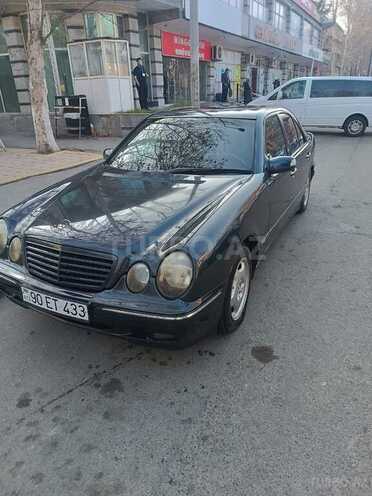 Mercedes E 280-9