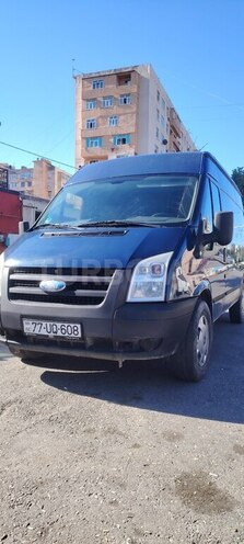 Ford Transit-4