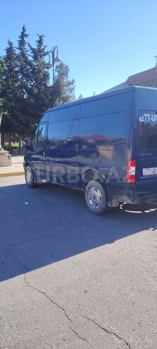 Ford Transit-3