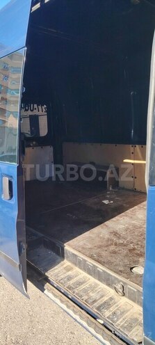 Ford Transit-7