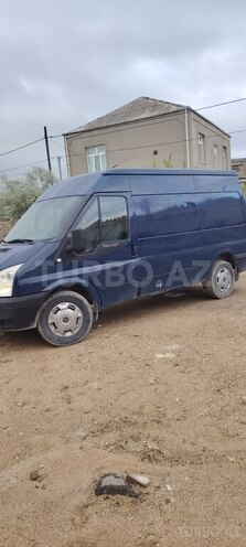 Ford Transit-10