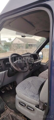 Ford Transit-11