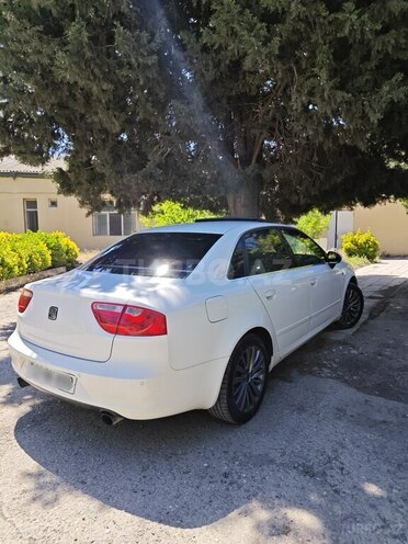 SEAT Exeo-6
