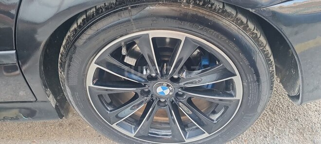 BMW 528-13
